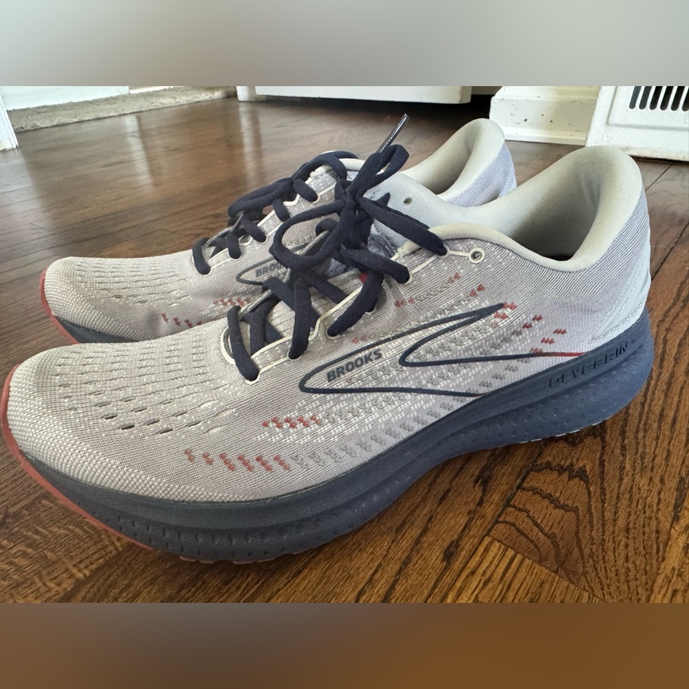 Brooks Glycerin 19 Men's Gray Running Shoes, size 12